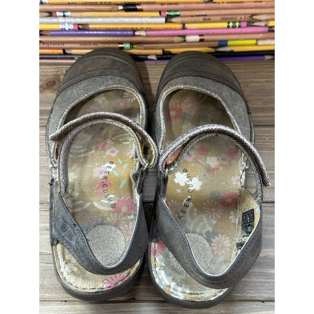 Keen Mary Jane Comfort Shoes Brown Women’s Size 7.5 / 38